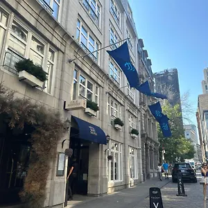 **** Hotel Saint-sulpice Canada
